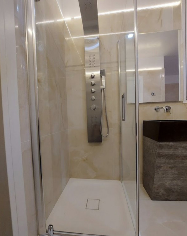 (Per INFO Monica 3482688677) Scopri questo straordinario loft open-space situato nel cuore di Pad...