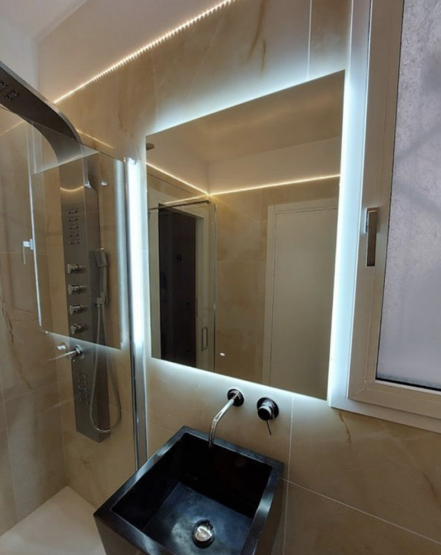 (Per INFO Monica 3482688677) Scopri questo straordinario loft open-space situato nel cuore di Pad...