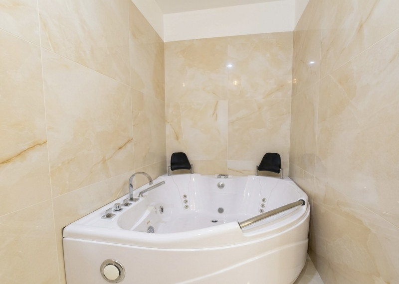 (Per INFO Monica 3482688677) Scopri questo straordinario loft open-space situato nel cuore di Pad...