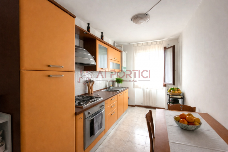 PIOVE DI SACCO – Appartamento al PIANO RIALZATO in tranquillo quartiere residenziale a pochi minu...