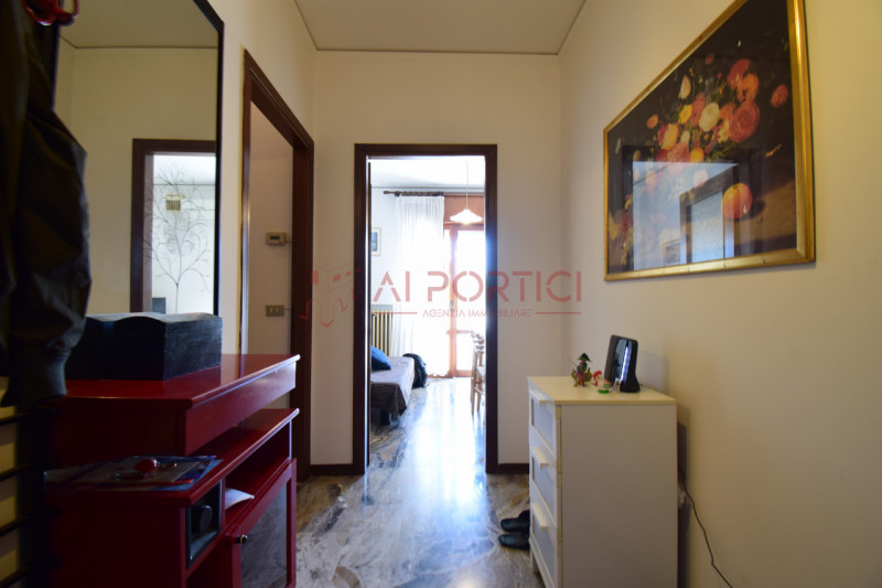 PIOVE DI SACCO  – In tranquillo quartiere residenziale, si propone appartamento arredato al PIANO...