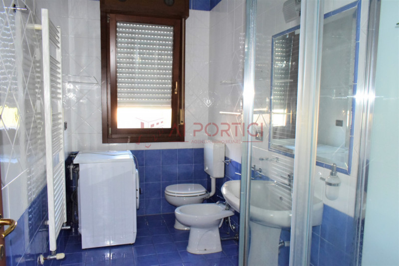 PIOVE DI SACCO – Luminoso e spazioso APPARTAMENTO con MANSARDA posto in tranquillo quartiere peri...