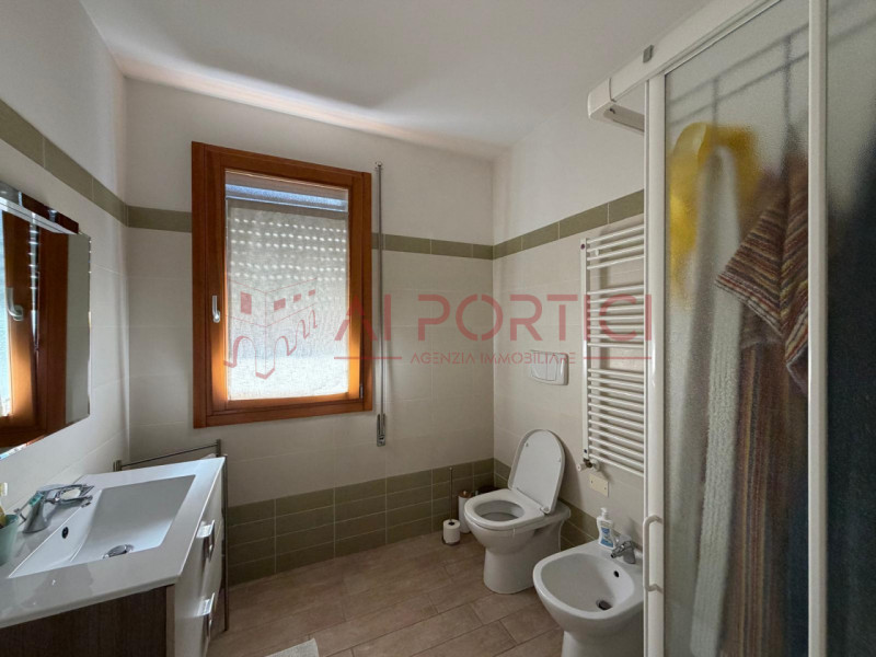 Comune di PIOVE DI SACCO  – APPARTAMENTO ARREDATO con riscaldamento a pavimento in zona residenzi...