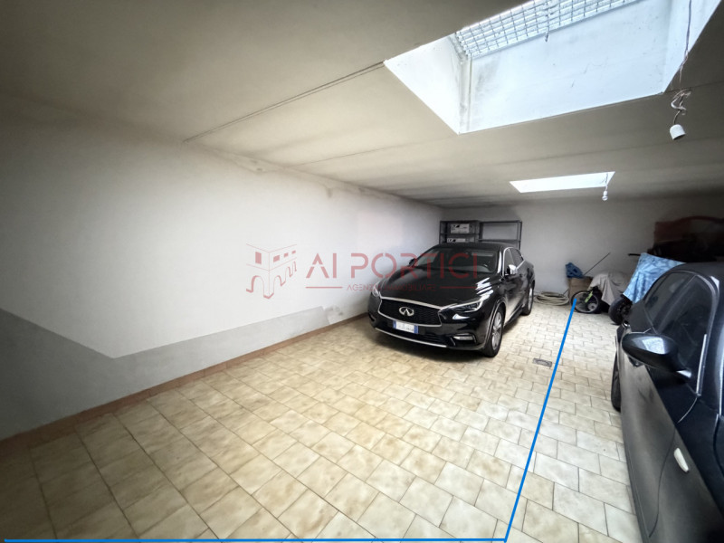 Campagnola di BRUGINE – APPARTAMENTO sviluppato in 2 piani con terrazzo, così composto: al piano ...