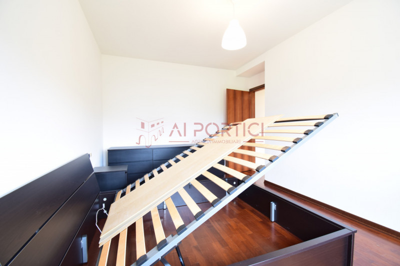 PIOVE DI SACCO - luminoso APPARTAMENTO arredato posto al piano primo su palazzina senza ascensore...