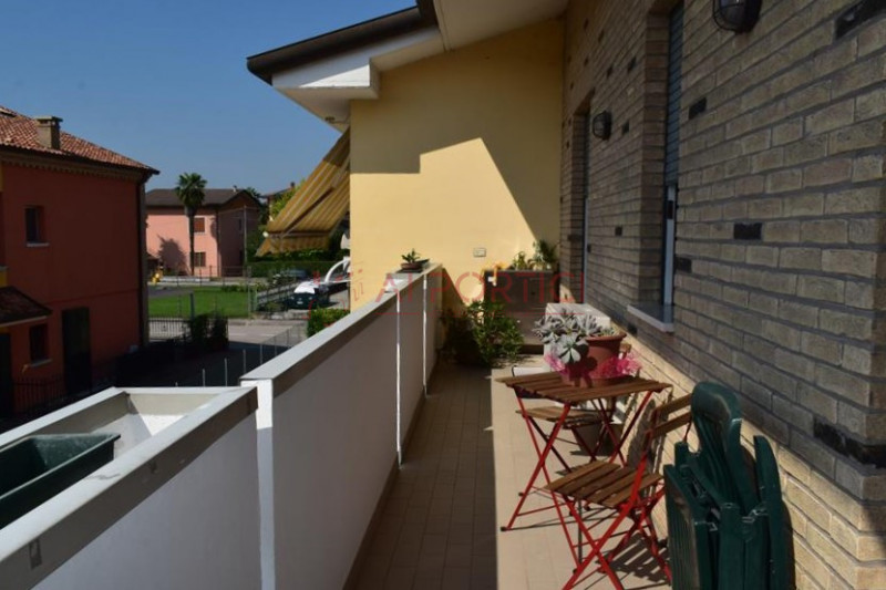 BRUGINE - APPARTAMENTO arredato posto in una palazzina sita in un tranquillo quartiere residenzia...