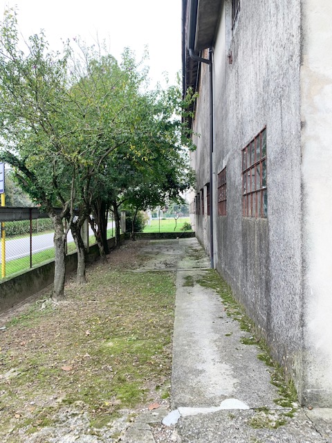 LOVOLO DI ROVOLON (PD) CAPANNONE AGRICOLO di mq. 650 circa , uso magazzino, non dotato di impiant...