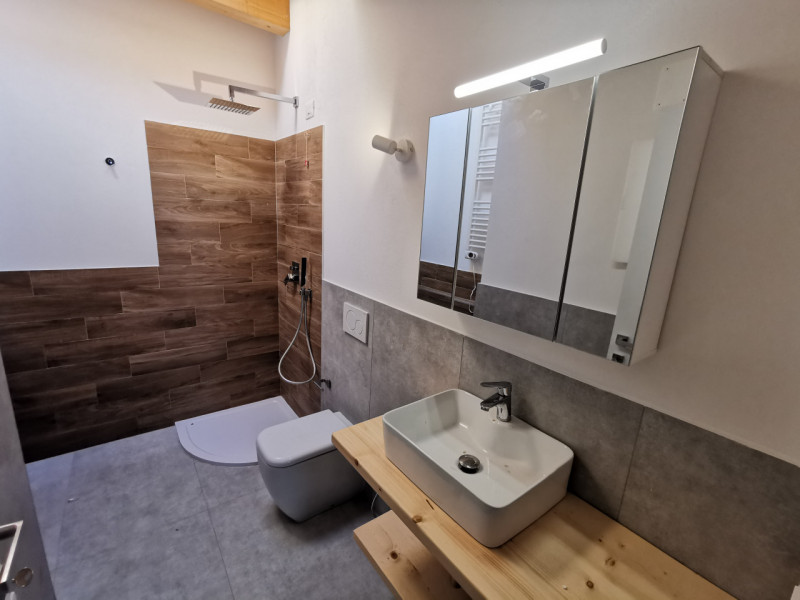 DISPONIBILE STANZA SINGOLA CON TERRAZZO 
In modernissimo e nuovissimo appartamento dotato delle p...