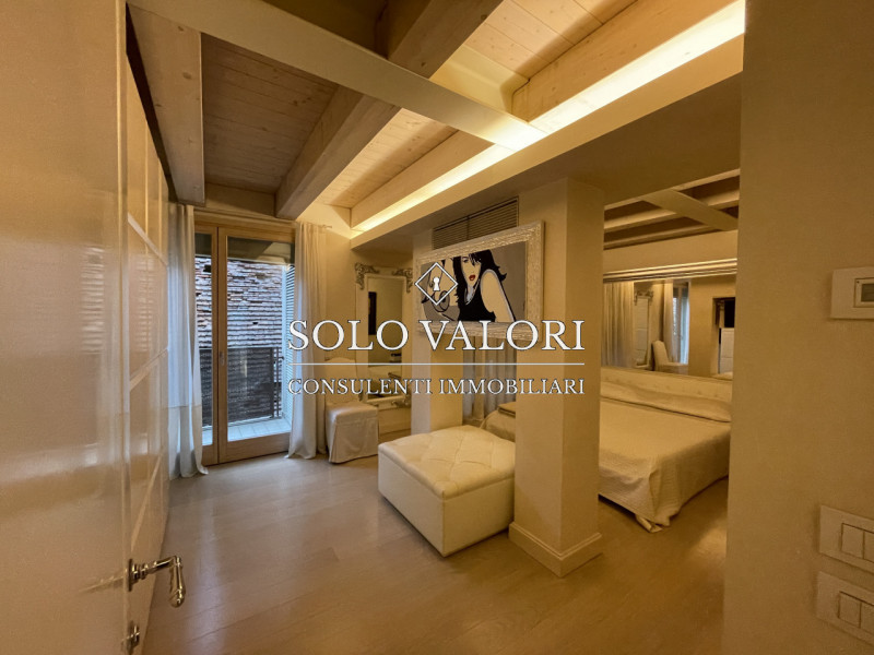 rif. A576 (per info.3356198429 Nicola)

 Nel cuore di Castelfranco Veneto, dentro le mura, in pal...