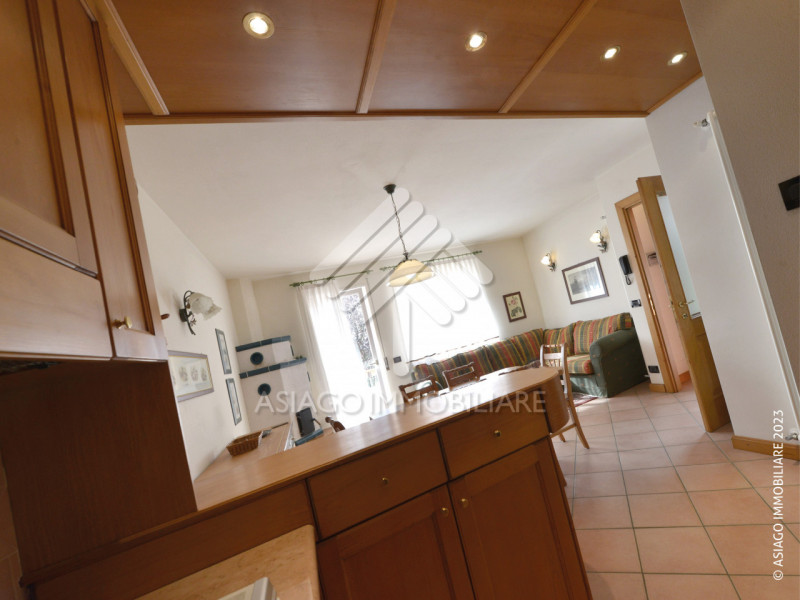 Asiago Immobiliare vi propone in esclusiva questa soluzione, ideale per le vostre vacanze in mont...