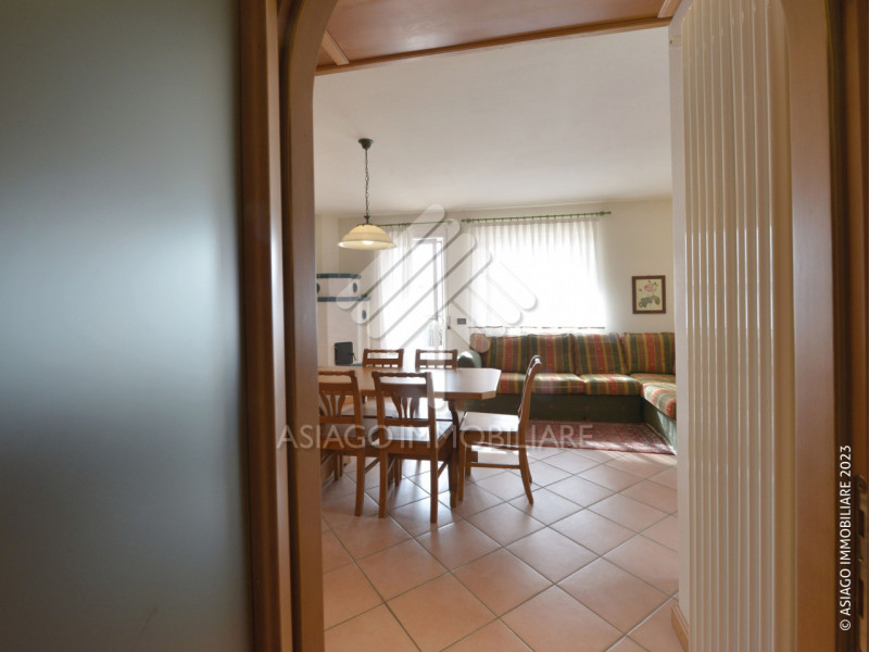 Asiago Immobiliare vi propone in esclusiva questa soluzione, ideale per le vostre vacanze in mont...
