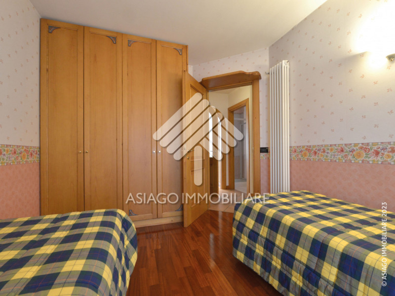 Asiago Immobiliare vi propone in esclusiva questa soluzione, ideale per le vostre vacanze in mont...