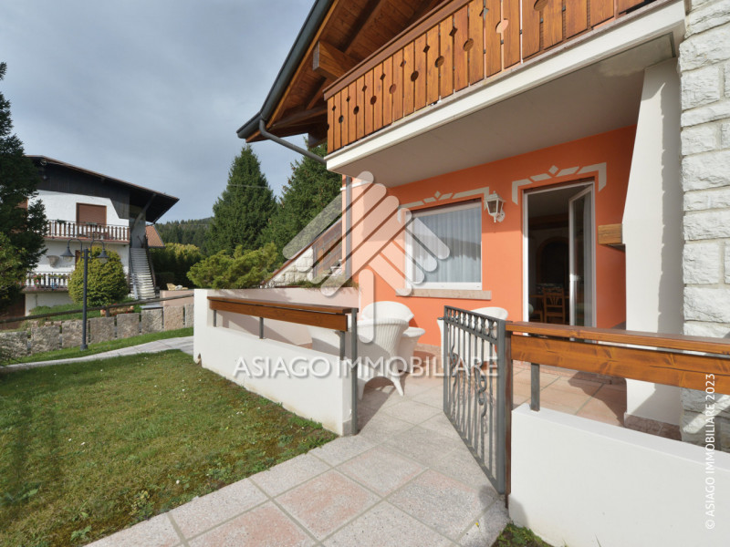 Asiago Immobiliare vi propone in esclusiva questa soluzione, ideale per le vostre vacanze in mont...