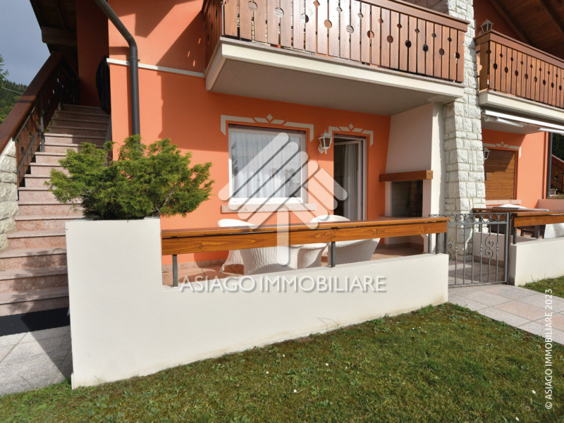 Asiago Immobiliare vi propone in esclusiva questa soluzione, ideale per le vostre vacanze in mont...