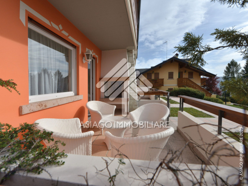 Asiago Immobiliare vi propone in esclusiva questa soluzione, ideale per le vostre vacanze in mont...