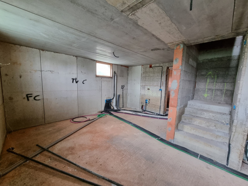 Sita in quartiere residenziale a circa mt.300 dalla Piazza principale di Vo', proponiamo in Vendi...