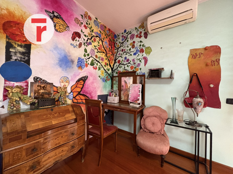 Nel quartiere Sacro Cuore, che si distingue per la posizione strategica rispetto alla città di Pa...