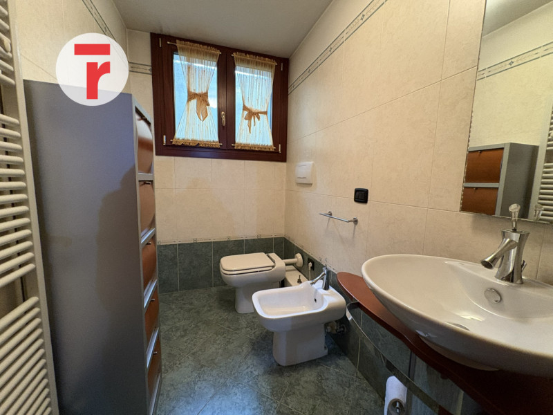 Nel quartiere Sacro Cuore, che si distingue per la posizione strategica rispetto alla città di Pa...