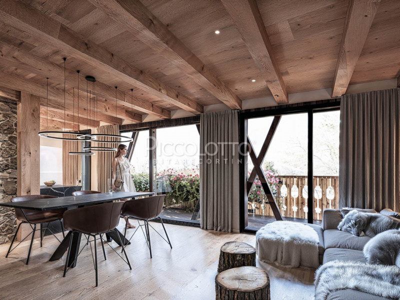 Rif. V4673 - Nel cuore di Zuel, a pochi minuti dal centro di Cortina d’Ampezzo, prende forma "The...