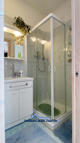 Preganziol. Codice RV3. Inserita in un contesto tranquillo e ben curato, proponiamo casa singola ...