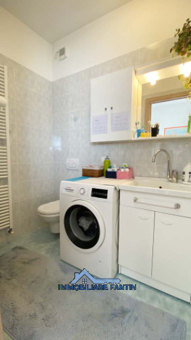 Preganziol. Codice RV3. Inserita in un contesto tranquillo e ben curato, proponiamo casa singola ...