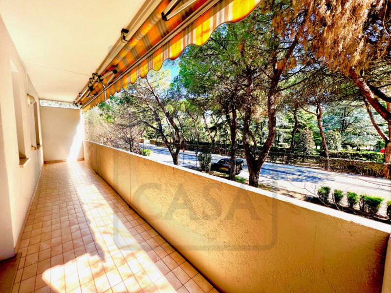 MONTEGROTTO TERME - Luminoso appartamento trilocale in centro situato al primo piano di un piacev...