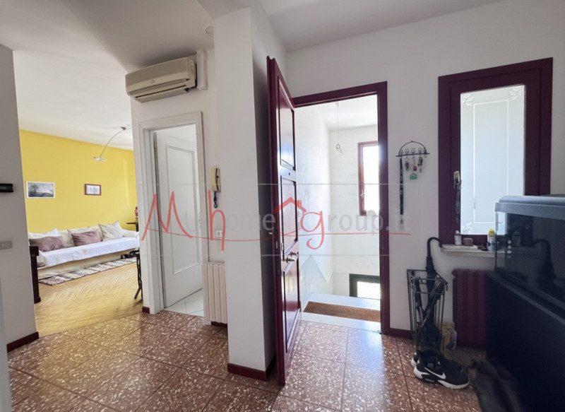 PADOVA ZONA PALTANA (Rif. A155P) - Proponiamo in vendita appartamento spazioso e luminoso, situat...