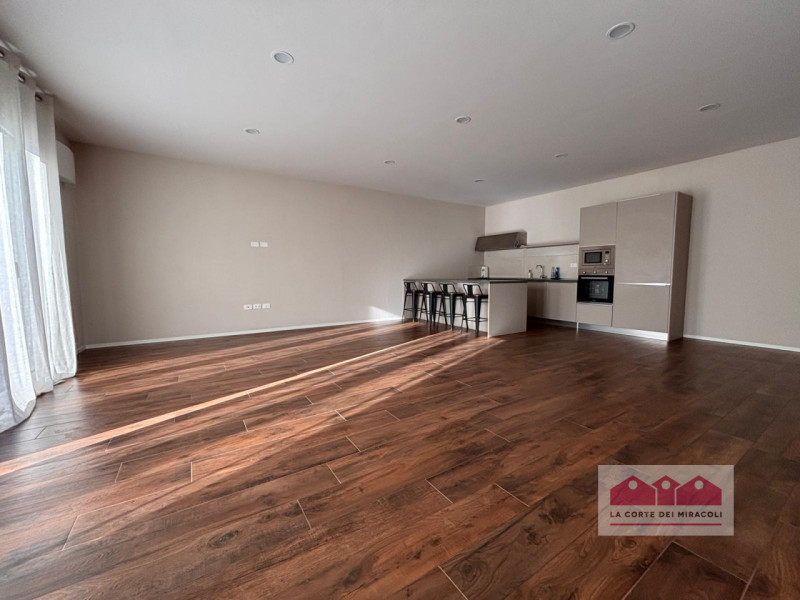 CAVAZZALE: IN UNA DELLE ZONE PIÙ RICERCATE DI CAVAZZALE, NEL COMUNE DI MONTICELLO CONTE OTTO, PRO...