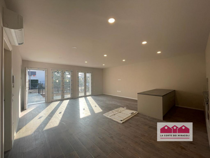 CAVAZZALE: IN UNA DELLE ZONE PIÙ RICERCATE DI CAVAZZALE, NEL COMUNE DI MONTICELLO CONTE OTTO, PRO...