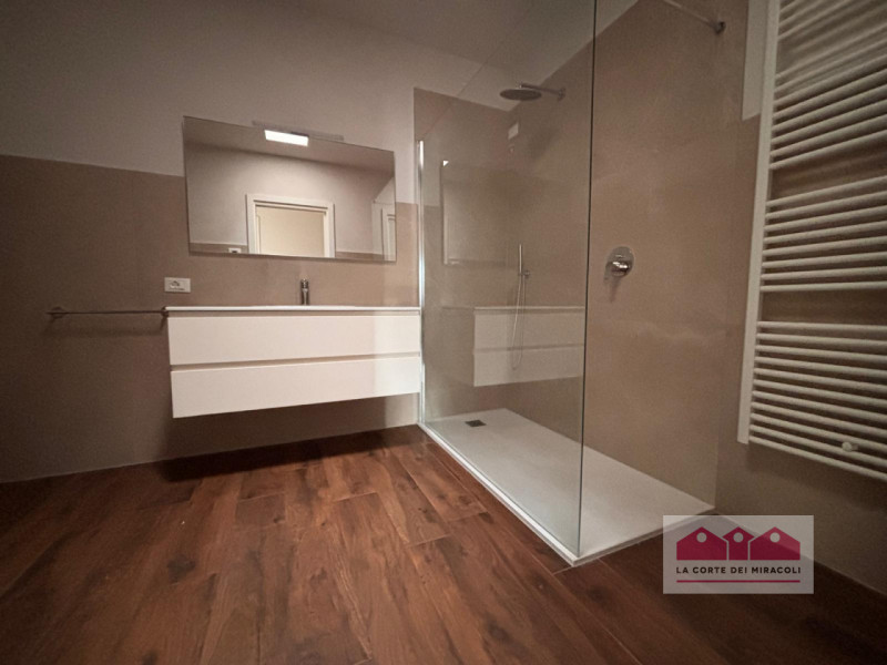 CAVAZZALE: IN UNA DELLE ZONE PIÙ RICERCATE DI CAVAZZALE, NEL COMUNE DI MONTICELLO CONTE OTTO, PRO...