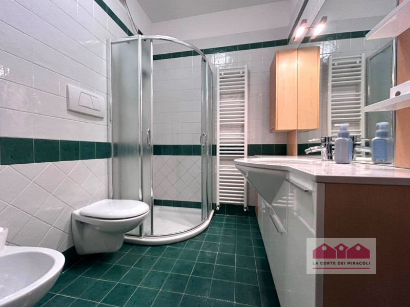 DISPONIBILE DA META' DICEMBRE - PORTA SANTA CROCE: PIANO TERZO, 100 MQ. DISPOSTI SU UNICO LIVELLO...