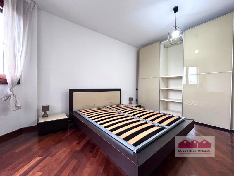 DISPONIBILE DA META' DICEMBRE - PORTA SANTA CROCE: PIANO TERZO, 100 MQ. DISPOSTI SU UNICO LIVELLO...