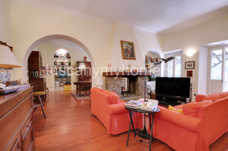 Castiglione della Pescaia Vendita Appartamento più di 5 locali