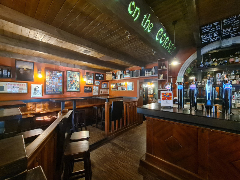 ATTIVITA' PRESENTE SUL MERCATO APONENSE DA OLTRE 20 ANNI
Siete alla ricerca di una attività molto...