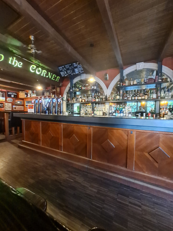 ATTIVITA' PRESENTE SUL MERCATO APONENSE DA OLTRE 20 ANNI
Siete alla ricerca di una attività molto...