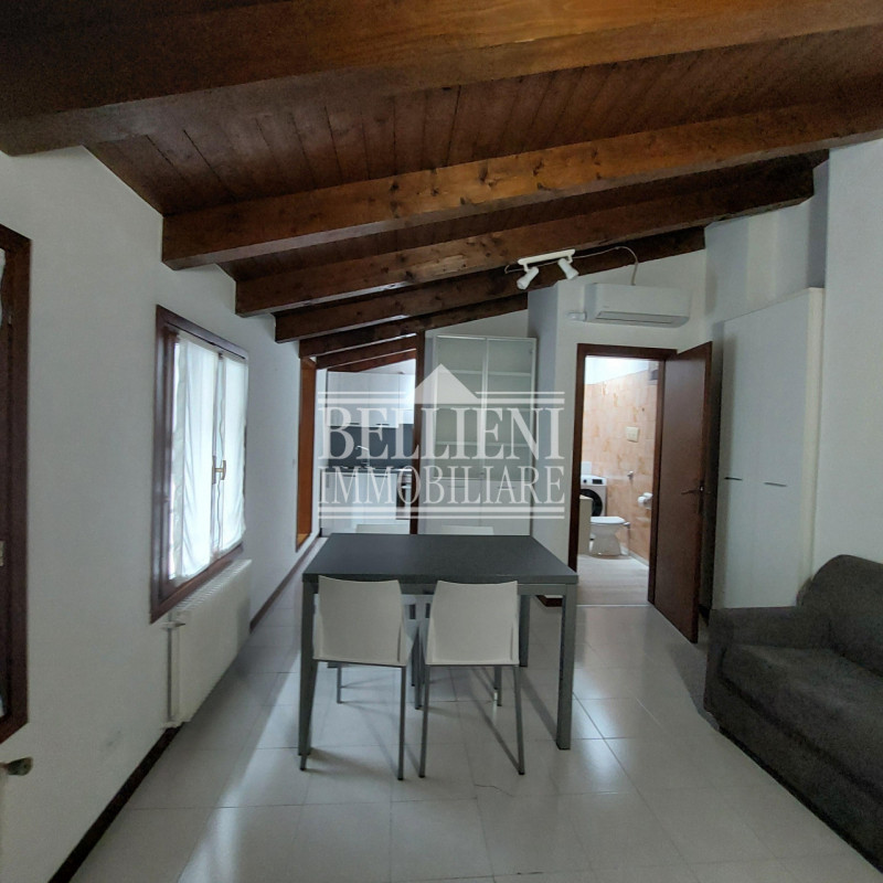 AFFITTI Appartamento a Vicenza – foto 1