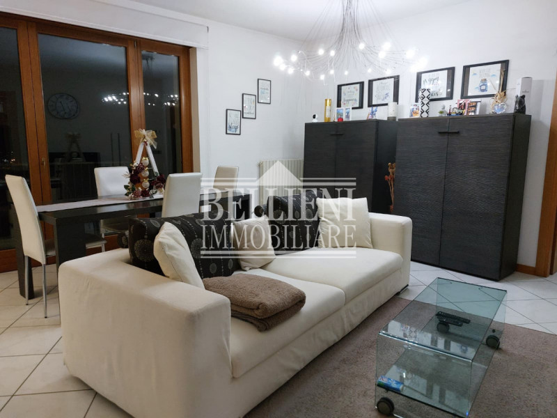 VIA BORGO CASALE - In condominio di recente costruzione e molto ben curato, proponiamo in locazio...