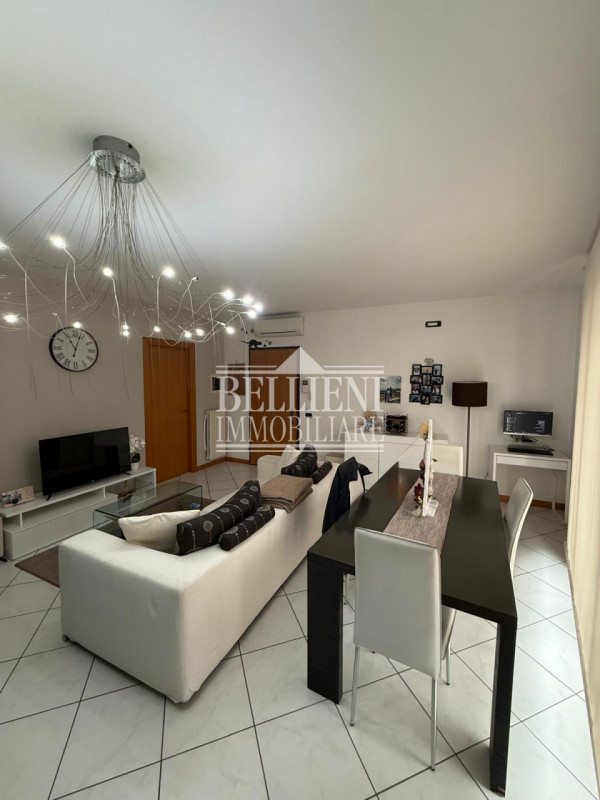 VIA BORGO CASALE - In condominio di recente costruzione e molto ben curato, proponiamo in locazio...