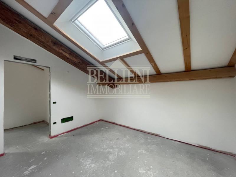 CENTRO STORICO: Nel cuore della città di Vicenza, è stata fatta opera di restauro integrale di un...