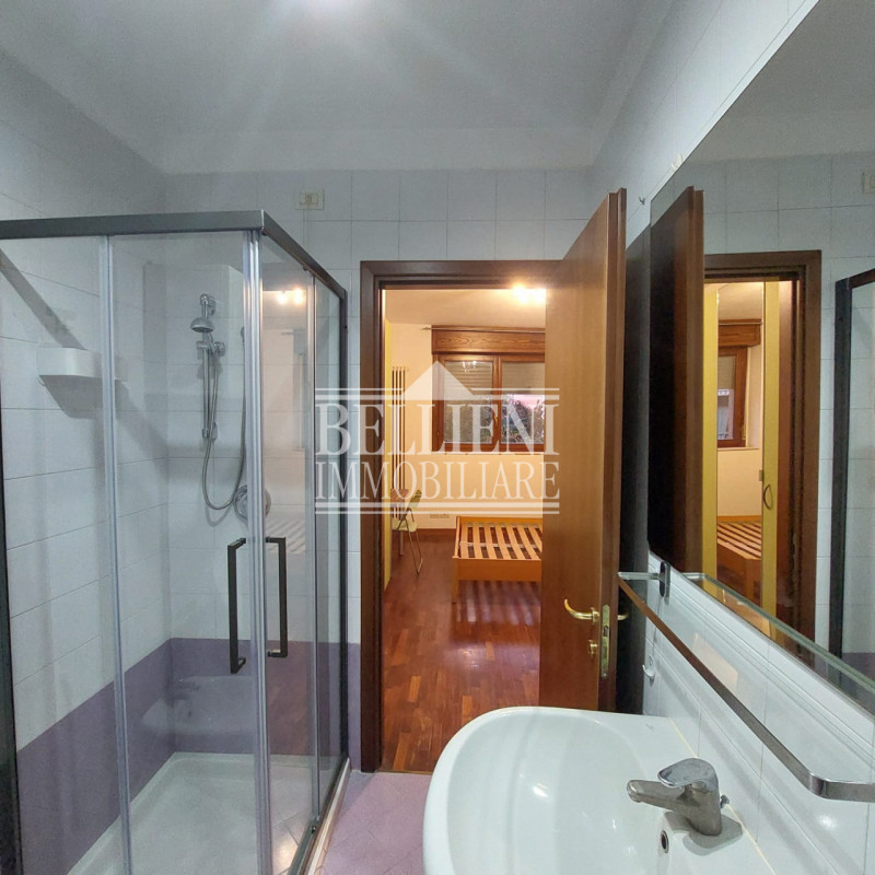 VIALE MARGHERITA: in recente contesto proponiamo un mini appartamento appena ristrutturato sito a...