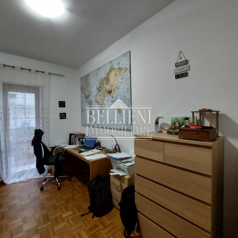 BORGO CASALE: in elegante contesto a due passi dal centro storico, proponiamo in locazione un app...