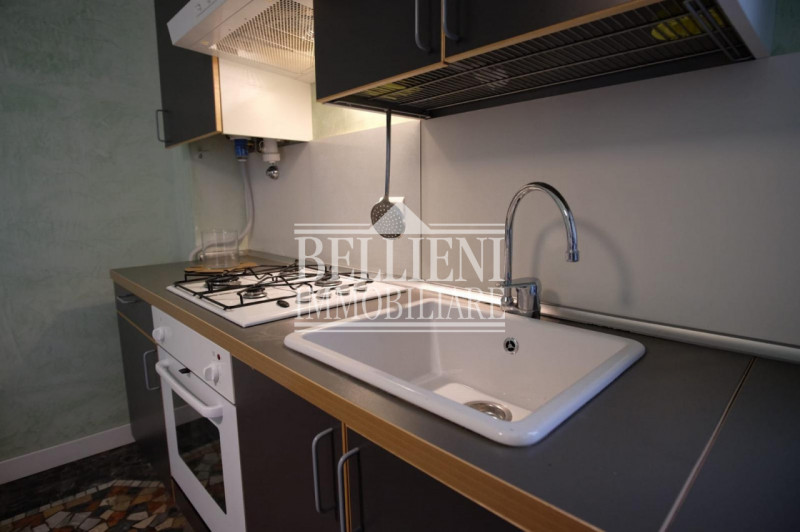 PIAZZA DEI SIGNORI: in pieno Centro Storico, proponiamo in locazione un appartamento con due came...