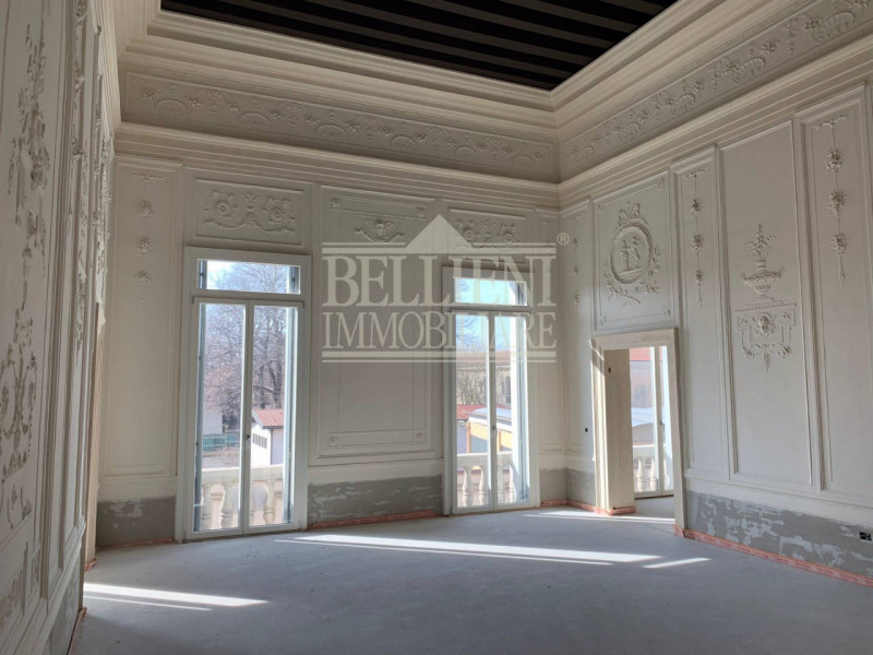 CENTRO STORICO- L'antico ed elegante Palazzo Bonin Schiavetto è situato nel cuore di Vicenza, all...
