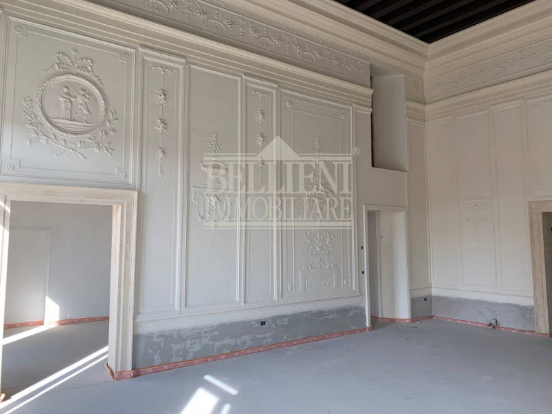 CENTRO STORICO- L'antico ed elegante Palazzo Bonin Schiavetto è situato nel cuore di Vicenza, all...