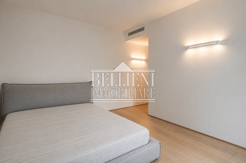 BORGO BERGA - Nel rinomato quartiere di Borgo Berga, ai piedi della suggestiva collina di Monte B...