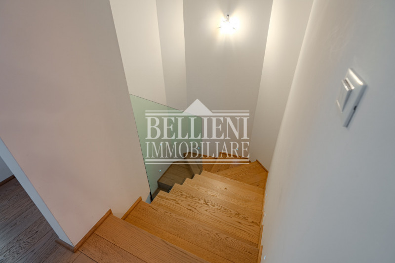 BORGO BERGA - Nel rinomato quartiere di Borgo Berga, ai piedi della suggestiva collina di Monte B...