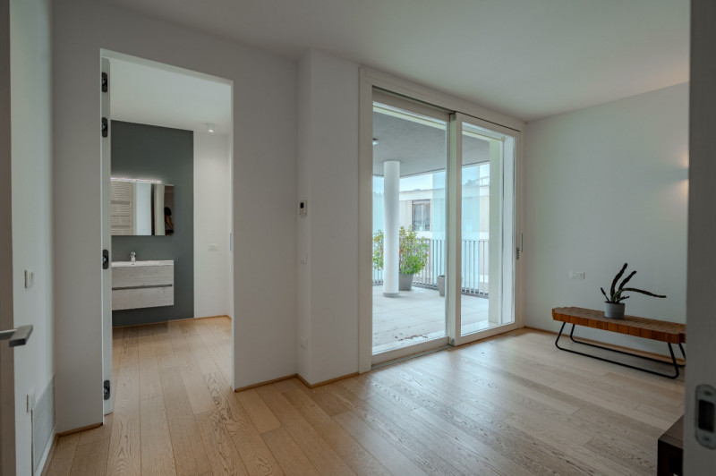 BORGO BERGA - Nel rinomato quartiere di Borgo Berga, ai piedi della suggestiva collina di Monte B...
