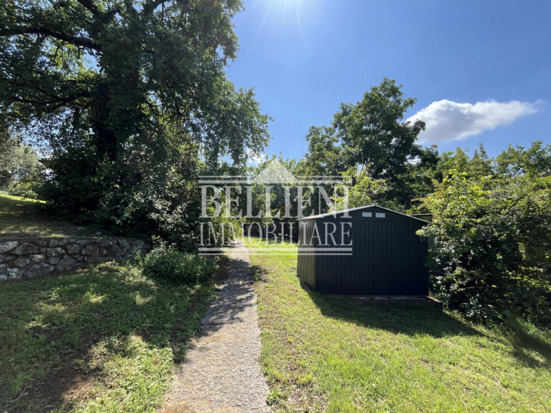 CREAZZO: in posizione panoramica, semi collinare, VILLA singola di mq 450 coperti, con ampio giar...