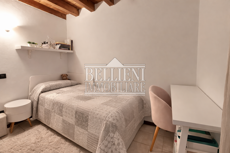 VIALE TRIESTE: In zona ben servita e comoda ai servizi, disponiamo di un accogliente bicamere al ...