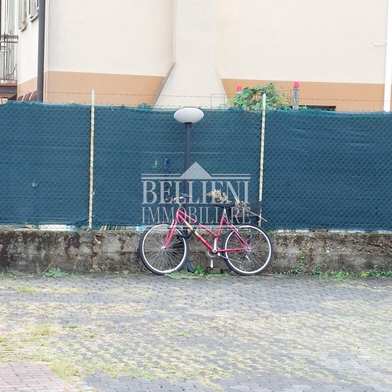 VIALE TRIESTE: In zona ben servita e comoda ai servizi, disponiamo di un accogliente bicamere al ...